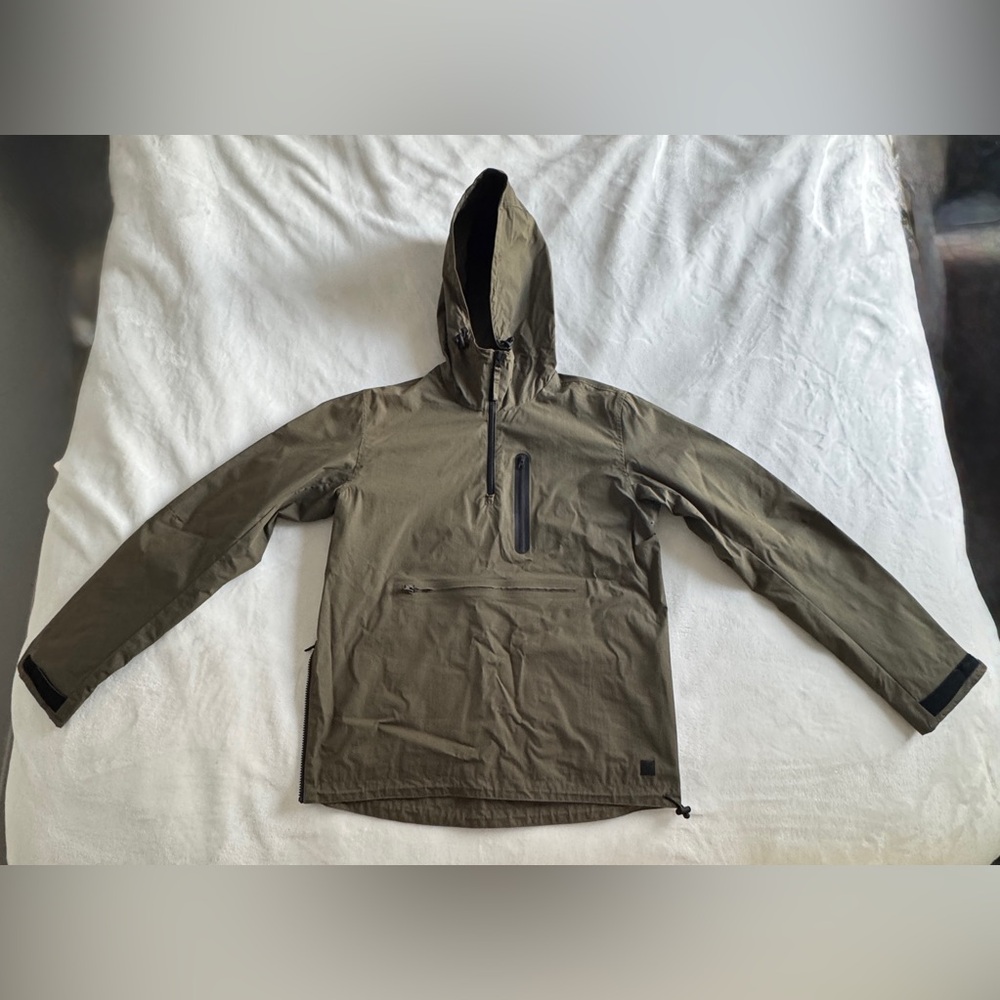 American Eagle Outfitters Khaki Hooded Windbreaker